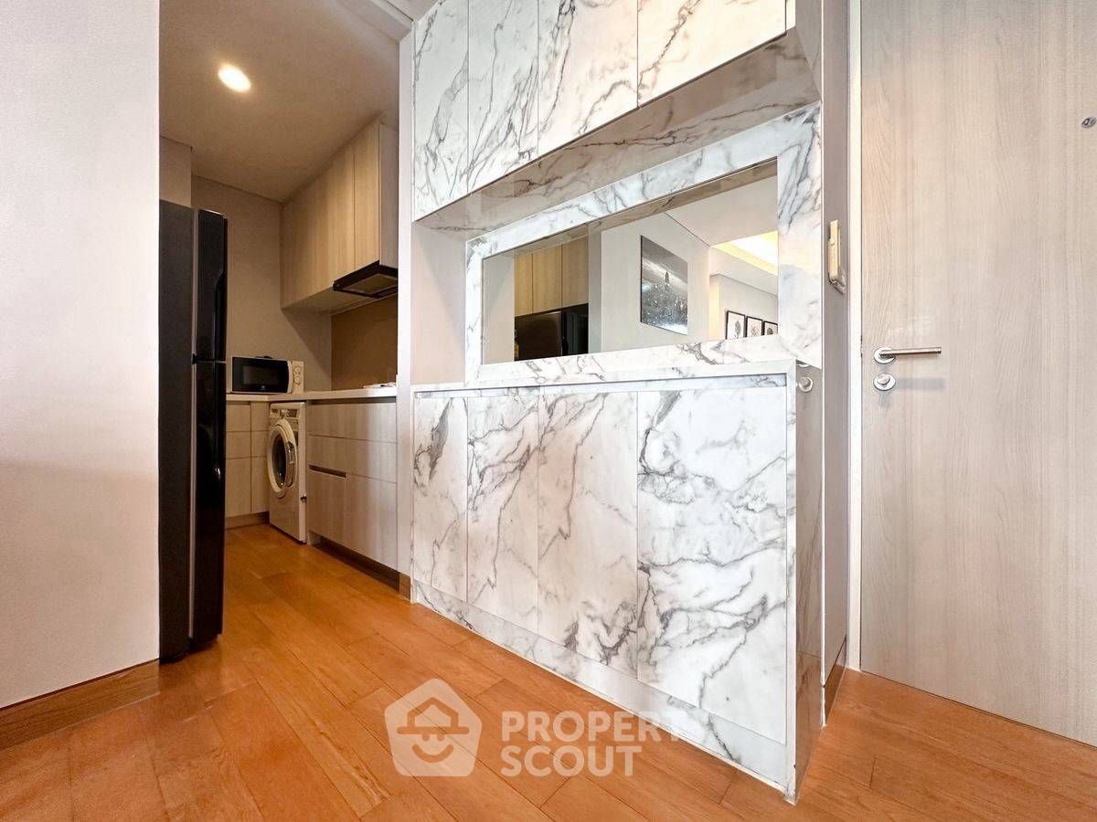 picture 2-BR Condo at The Lumpini 24 near BTS Phrom Phong (ID 2453481) - 18/19