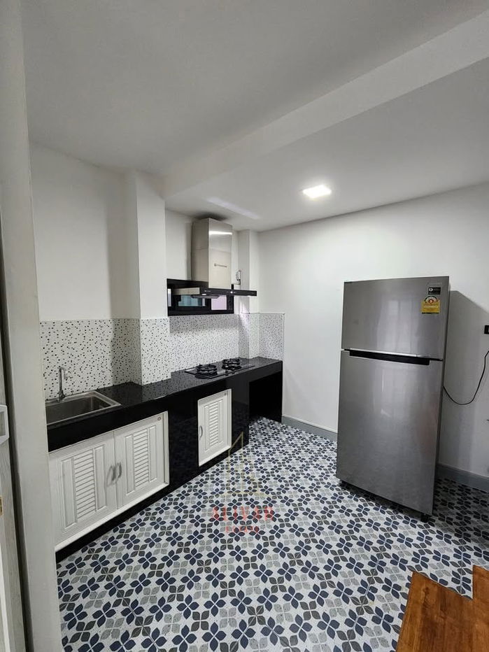 picture RH112625 2-story detached house for rent on Sukhumvit 113, Soi Dan Samrong 14, near MRT Sri Dan and BTS Samrong. - 7/17