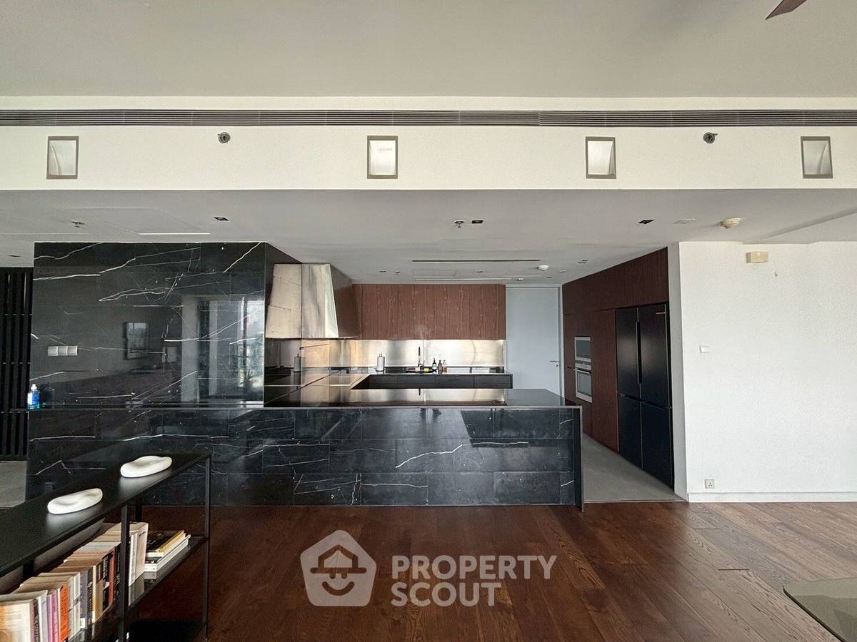 picture 3-BR Condo at The Met Sathorn near BTS Chong Nonsi (ID 2447800) - 7/17