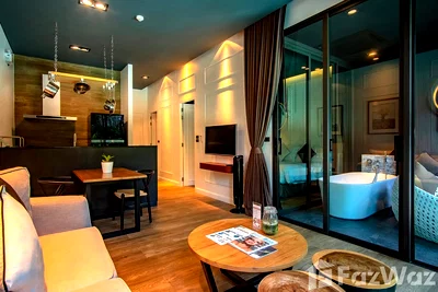 Condos for sale Wiset Road Phuket : 4th Floor 1 bed 57 m2 Pool View Unit 5898120