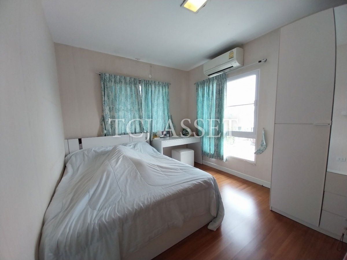 picture House for sale : Detached house in Mantana On Nut-Wongwaen 3 Village, Kanchanaphisek Road Soi 43/1. - 7/11