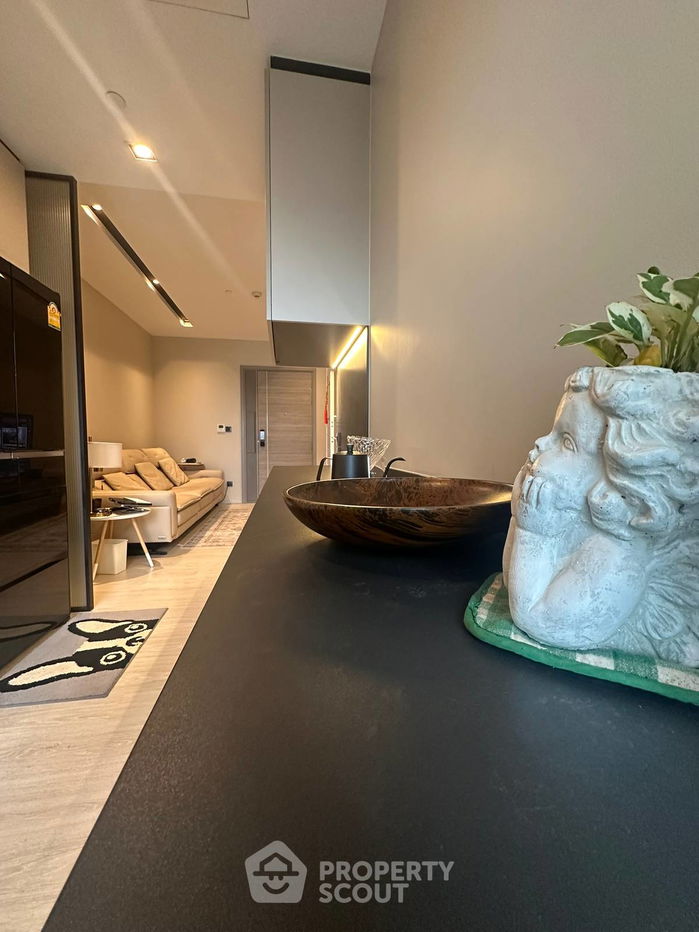 picture 1-BR Condo at The Room Sukhumvit 38 near BTS Ekkamai (ID 2452803) - 8/16