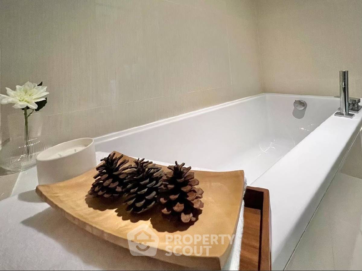 picture 1-BR Condo at H Sukhumvit 43 near BTS Phrom Phong (ID 2441266) - 4/10