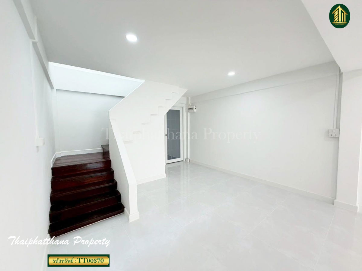 รูป ทาวน์เฮ้าส์รีโนเวทใหม่ ซอยเสนานิคม 1 ลาดปลาเค้า ลาดพร้าว กรุงเทพฯ - รูปที่ 6/12