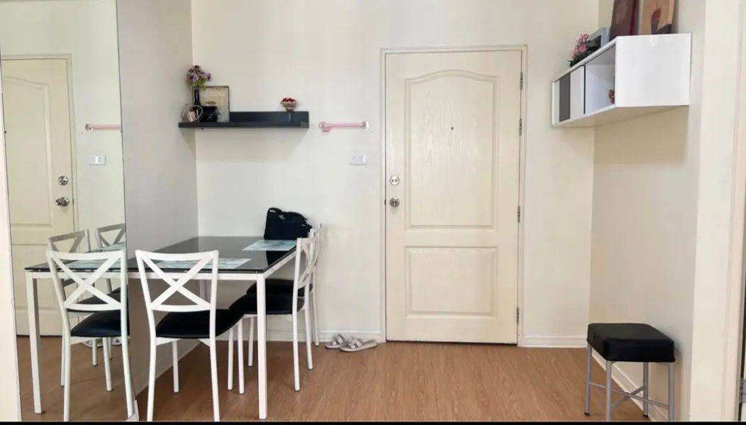 picture Lumpini CondoTown Nawamin–Ramintra KM.8 | Combined Unit 52 sqm | 2 Bed 2 Bath | 12,000 THB - 3/10