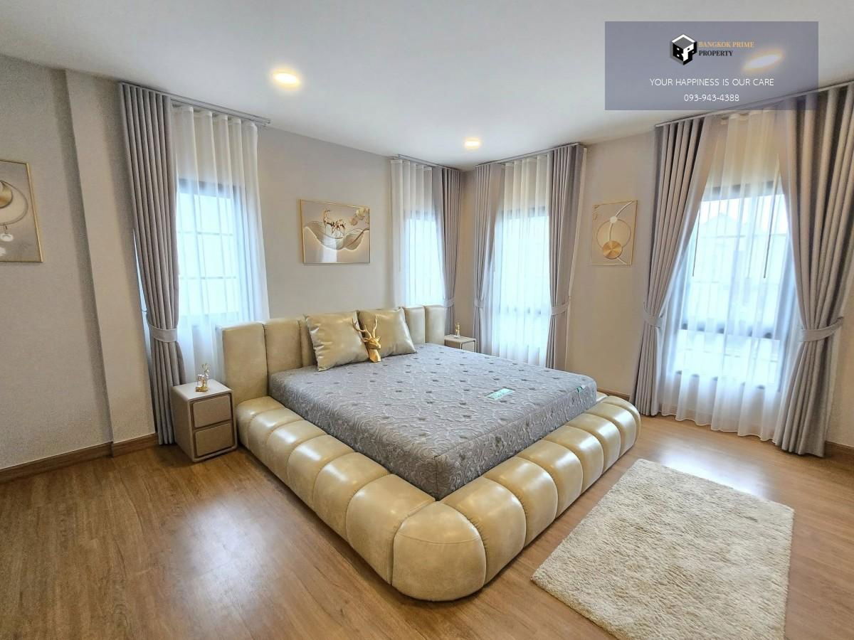 picture Centro Bangna Luxury single house, south-facing, receives cool breeze, not hot 高端豪华独栋住宅，朝南迎凉风，不炎热 #2025112813237 - 8/15