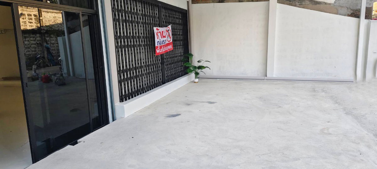 picture (Promotion 55,000) Fully Renovated Commercial Building, 2 Units, 400 sq.m., 10-Meter Frontage, Parking for 5 Cars, Bearing Area, Near BTS - 2/23