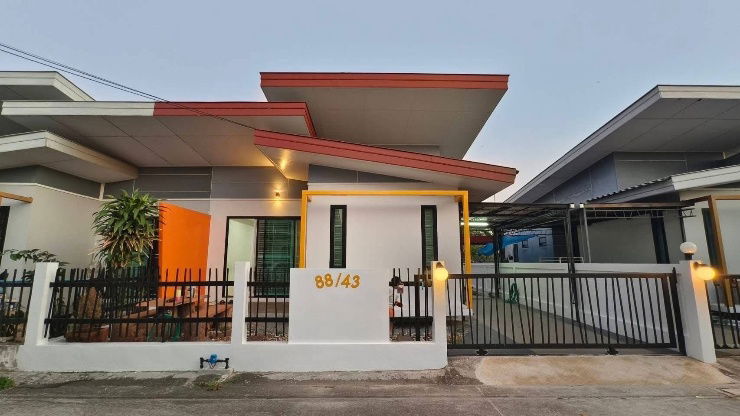 รูป 
ขายบ้านเดี่ยว ชั้นเดียว 43 ตร.วาคลองน้ำหู เนินพระ เมืองระยอง
โซนมาบตาพุด - รูปที่ 1/10