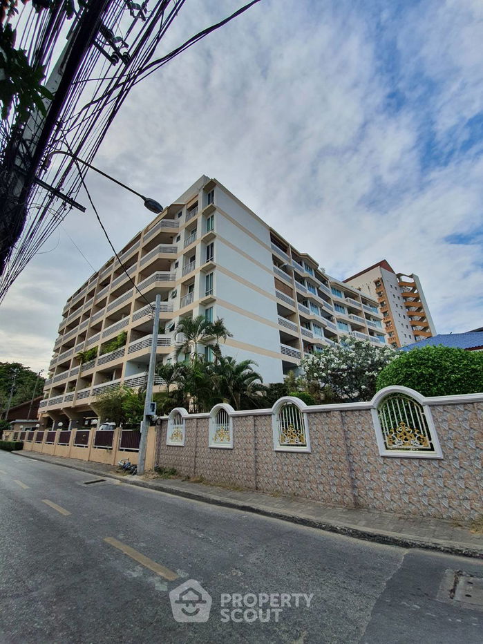 picture 2-BR Condo at Fragrant 71 Condominium near BTS Phra Khanong (ID 2453489) - 30/31