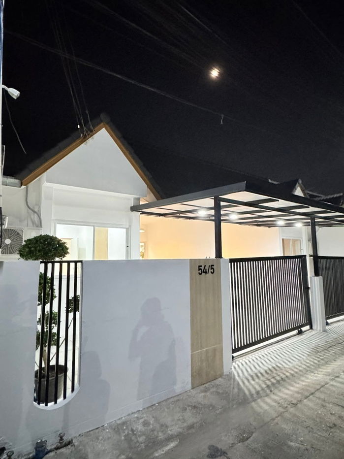 picture Townhouse in Soi Siam Country Club in the center of Pattaya CIty , 2beds 1baths  - 2/16