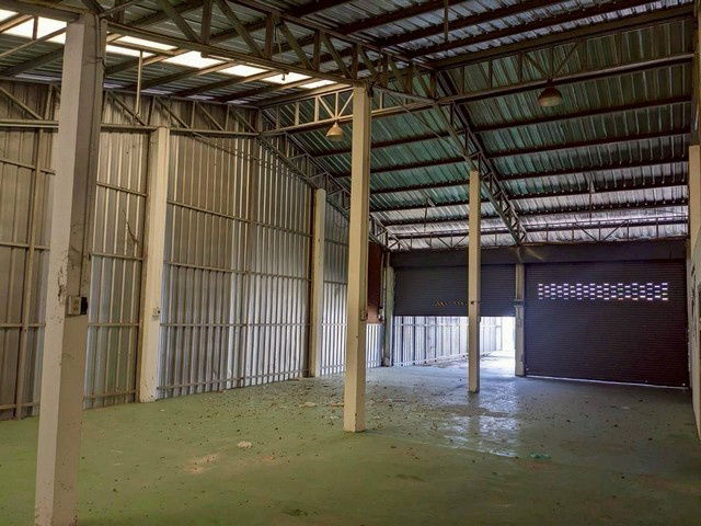 picture Warehouse For Rent Chaloem Phrakiat Rama 9 Soi 30 Bangkok - 3/8