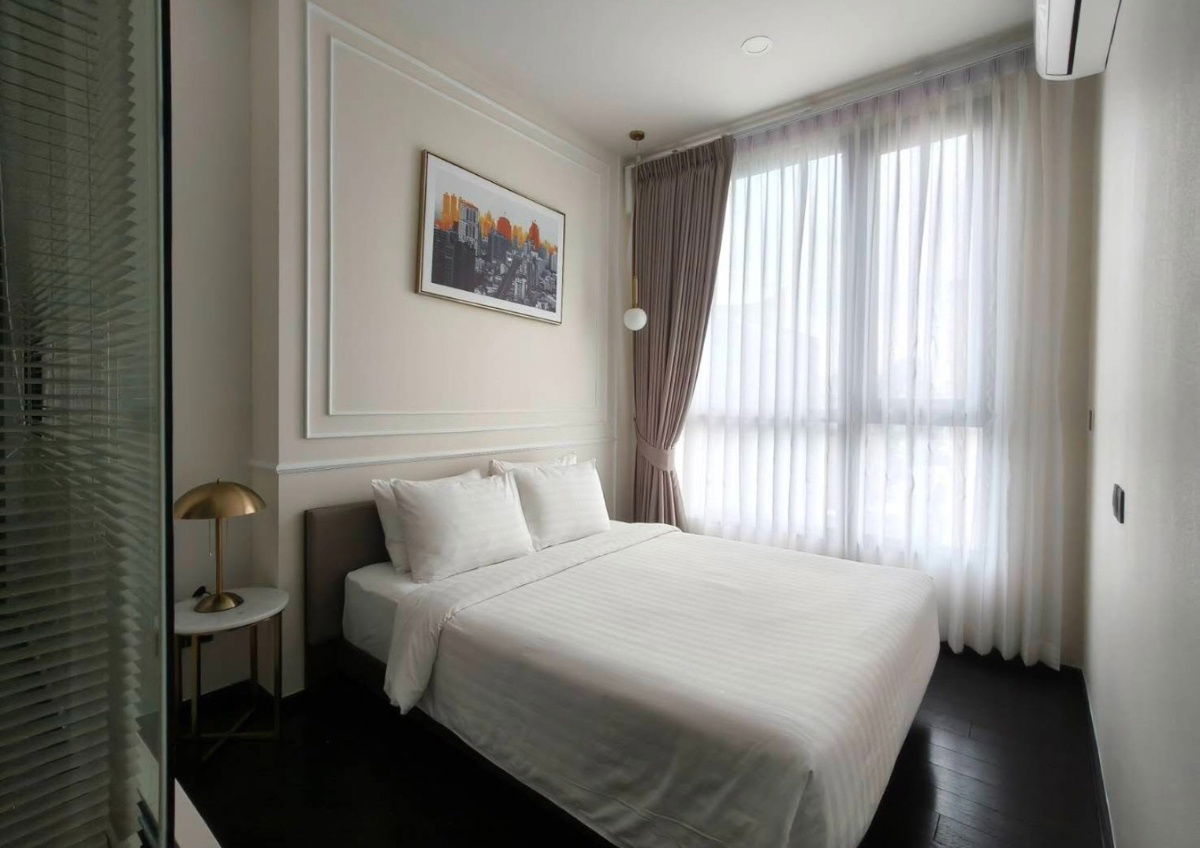 picture PARK ORIGIN THONGLOR - 4/12