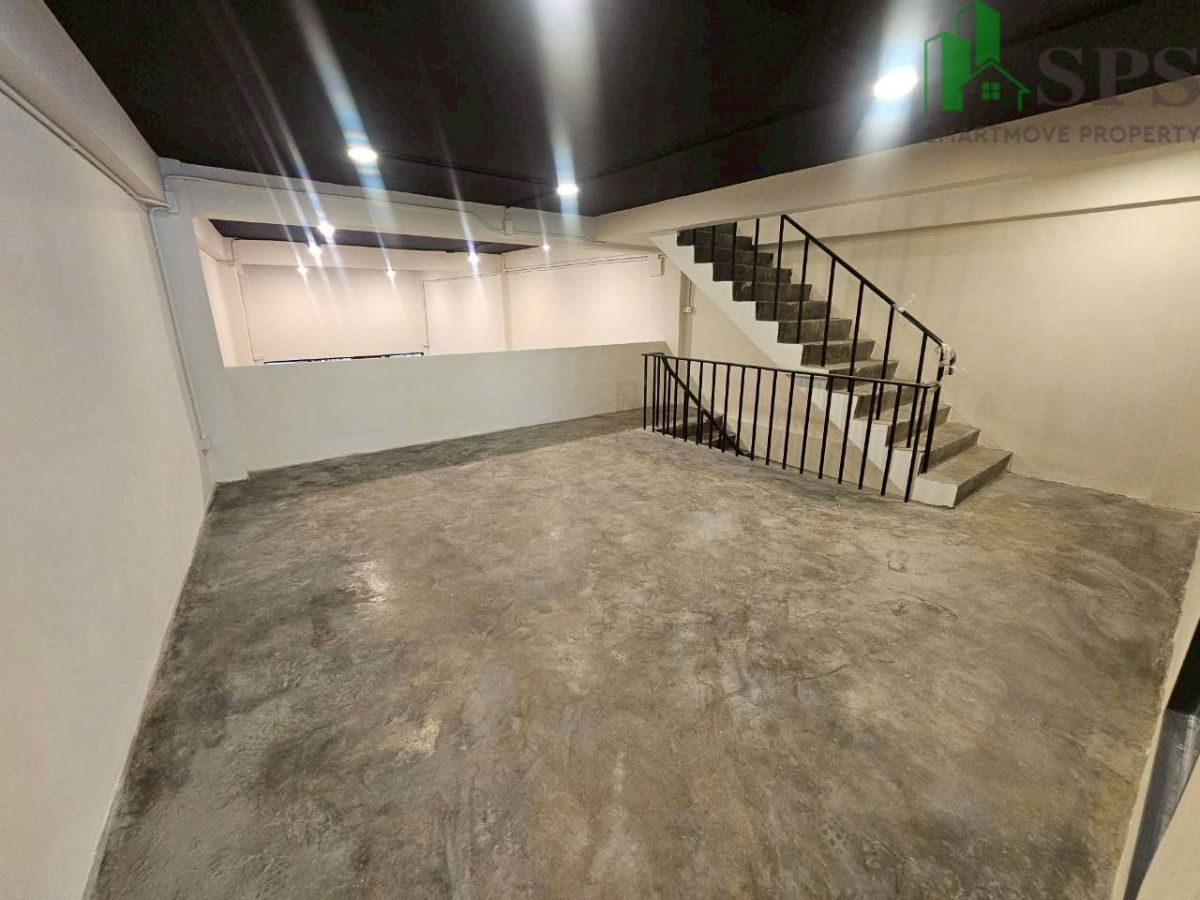 รูป อาคารพาณิชย์ให้เช่า ติด BTS ปุณณวิถี (SPSJN250) - รูปที่ 13/20