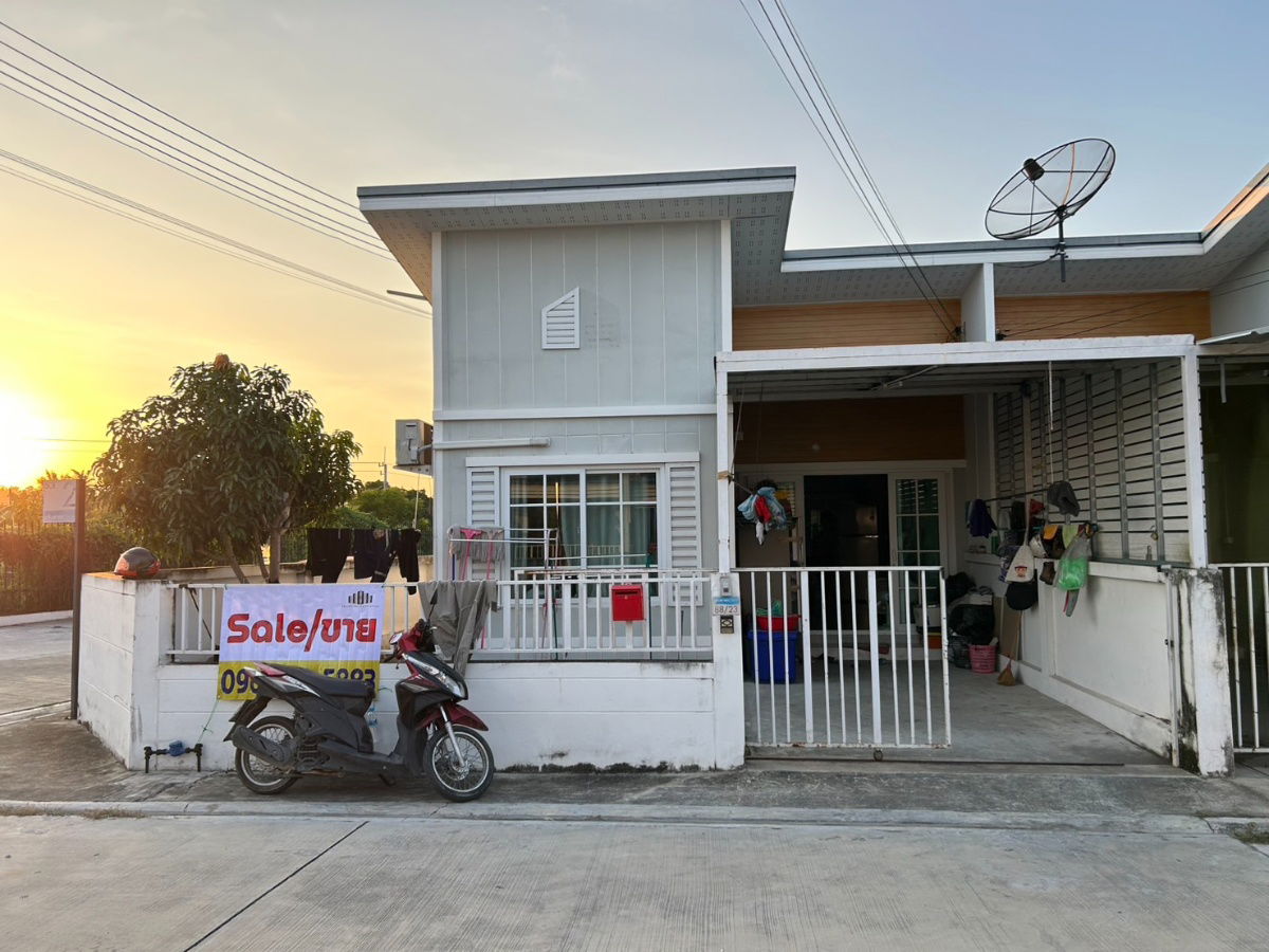 picture Corner Townhome for Sale!! 28.2 sq.wah at Green Park Village, Samnak Bok Subdistrict, Mueang Chonburi, Chonburi - 2/10