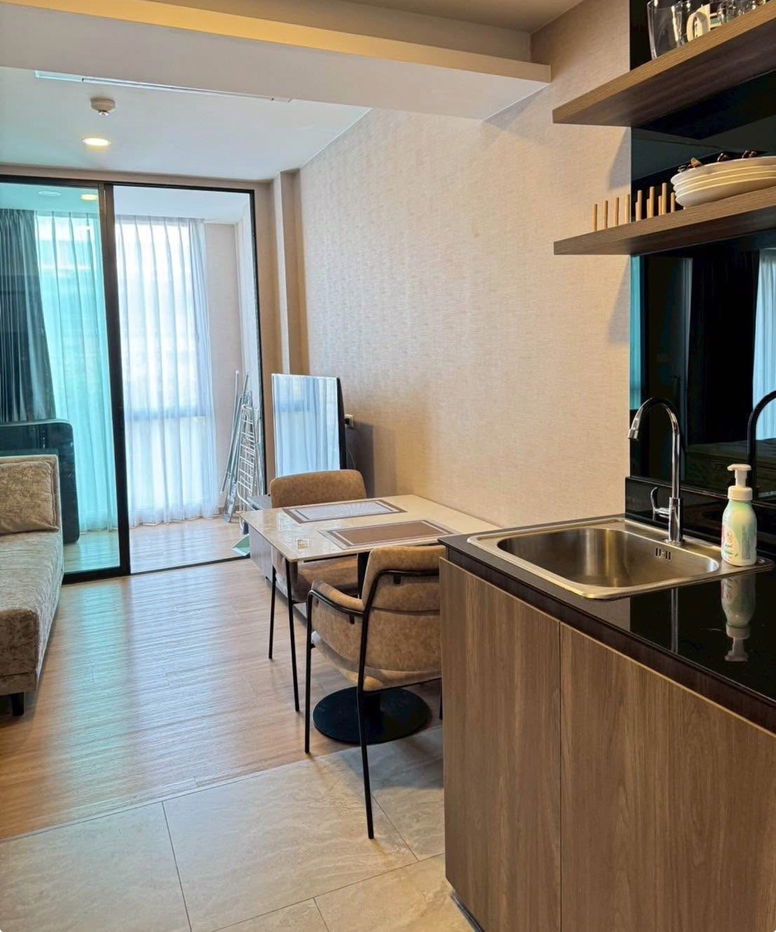 picture LLOYD Soonvijai - 2/10