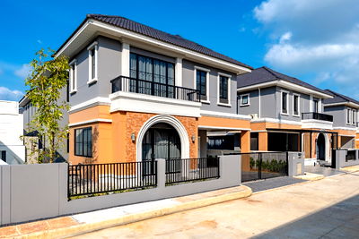 Houses for rent Phuket : 🌴FOR RENT🌴 Luxury 4-Bed English Style House with Pool at Crown Estate (Dulwich Rd), Next to British International School Phuket – Ready to Move In