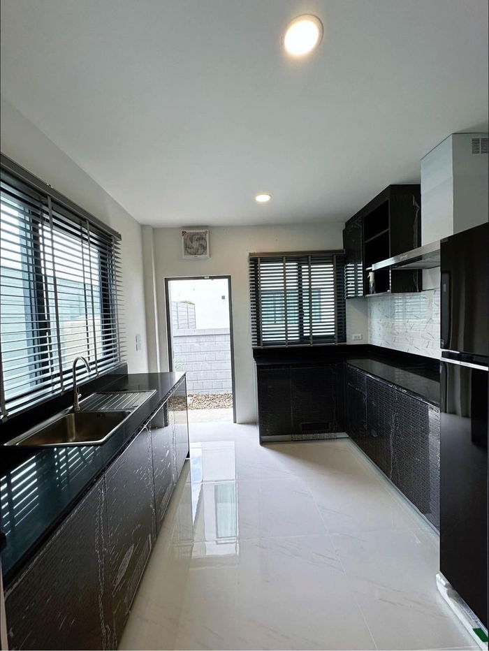 picture FOR RENT THE CITY BANGNA KM7 ready to move - 7/9