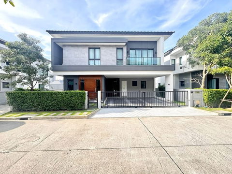 ให้เช่าบ้านเดี่ยว The city บางนา โครงการใหม่ บางนา กม 7 ติดต่อสอบถามที่ line : @313fajed