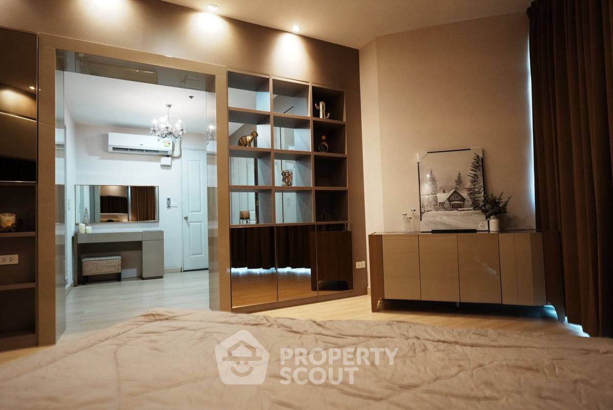 picture 2-BR Condo at Baan Sathorn Chaopraya near BTS Krung Thon Buri (ID 2451088) - 5/17