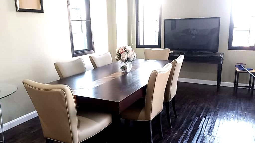 picture Two storey house for rent with 3 bedrooms,4 toilets and 1 kitchen.  - 4/9