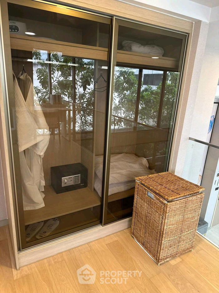 picture 2-BR Condo at Walden Asoke near MRT Sukhumvit (ID 2450529) - 5/10