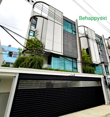 บ้านเดี่ยว กรุงเทพมหานคร : บ้านเดี่ยวหรูแต่งครบพร้อมเข้าอยู่ย่านอารีย์