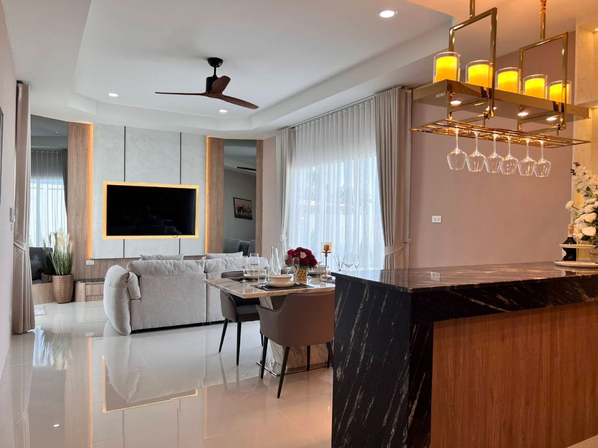 รูป บ้านเดี่ยว 3 ห้องนอน ขนาด 83 ตร.วา เรโนเวทใหม่ทั้งหลัง พร้อมสระว่ายน้ำ พร้อมอยู่ เมืองพัทยา - รูปที่ 14/31