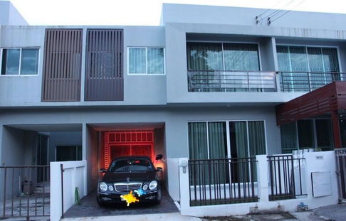 FOR RENT  TOWNHOUSE PROPERTY  22000 BAHT per MONTH
