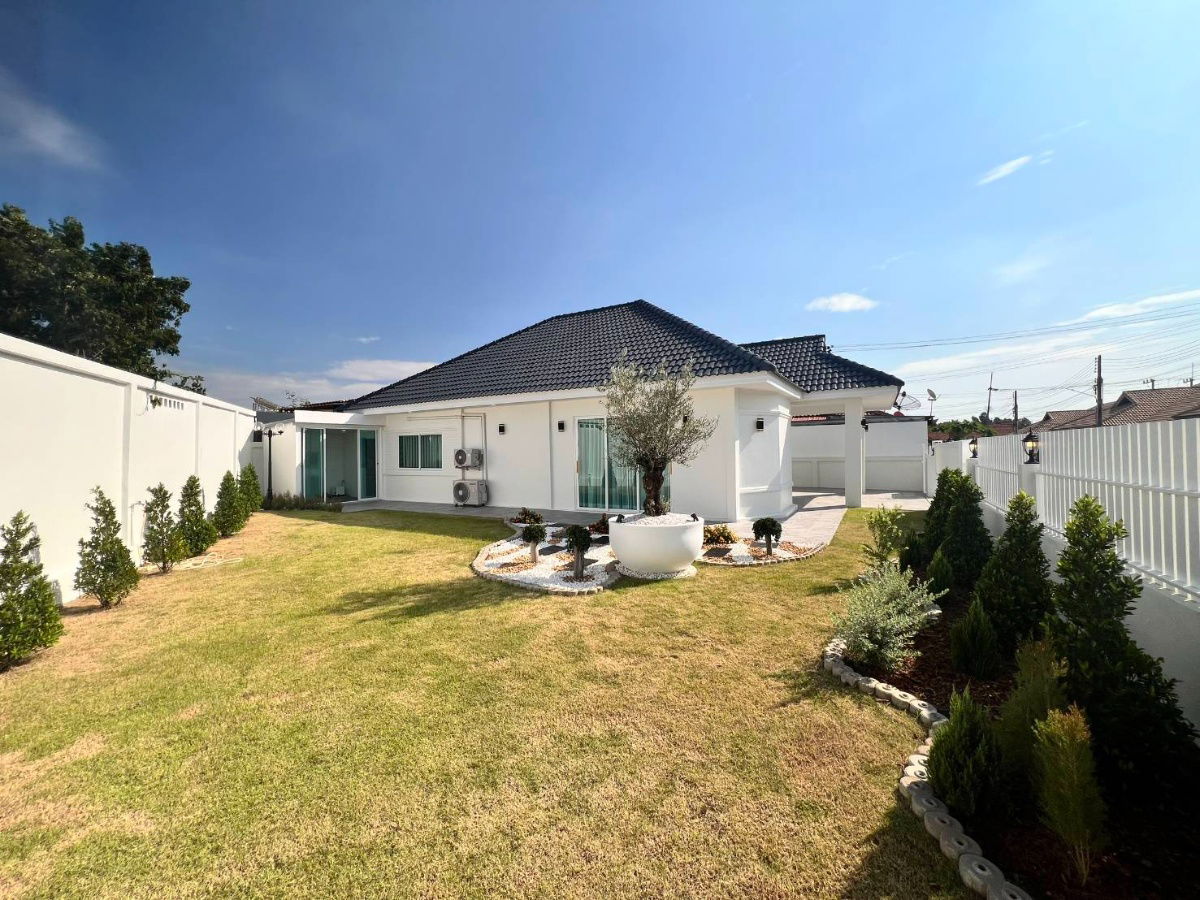 รูป บ้านเดี่ยว 3 ห้องนอน ขนาด 83 ตร.วา เรโนเวทใหม่ทั้งหลัง พร้อมสระว่ายน้ำ พร้อมอยู่ เมืองพัทยา - รูปที่ 2/31