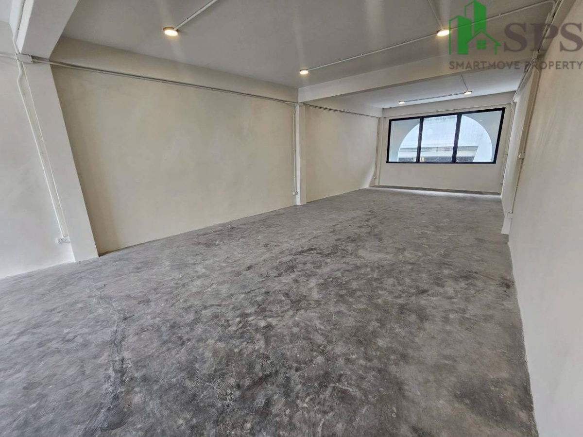 รูป อาคารพาณิชย์ให้เช่า ติด BTS ปุณณวิถี (SPSJN250) - รูปที่ 5/20