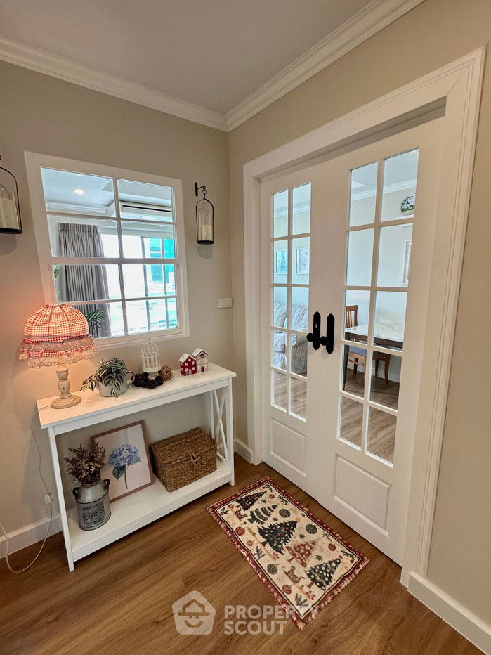 รูป คอนโด 2-ห้องนอน ที่ โมเดิร์น โฮม ทาวเวอร์ คอนโดมิเนี่ยม ใกล้ MRT วัดมังกร (ID 2448698) - รูปที่ 1/8