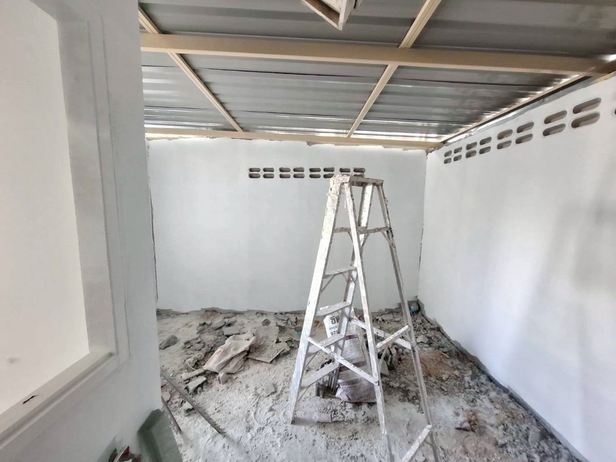 picture LAND FOR SALE GOOD FOR INVESTMENT - 5/13