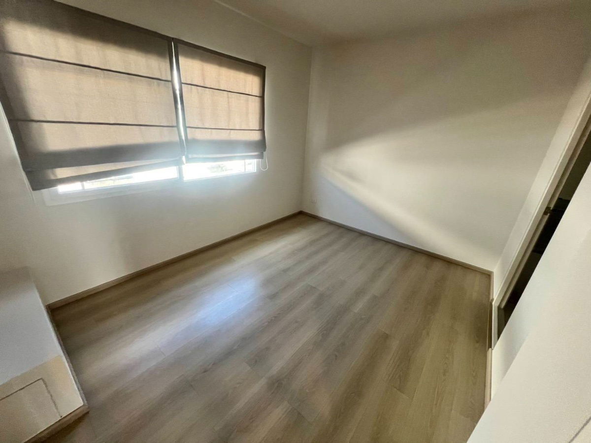 picture Two-storey townhouse for rent  with  2 bedrooms   and 3 toilets. - 12/12