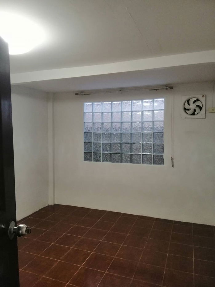 รูป บ้านเดียวชั้นเดียว อยู่ที่ ม.เคหะธานี4 ถ.ราษฎร์พัฒนา ซ.มิสทีน ขว.ราษฎร์พัฒนา ข.สะพานสูง กทม10240 - รูปที่ 8/13