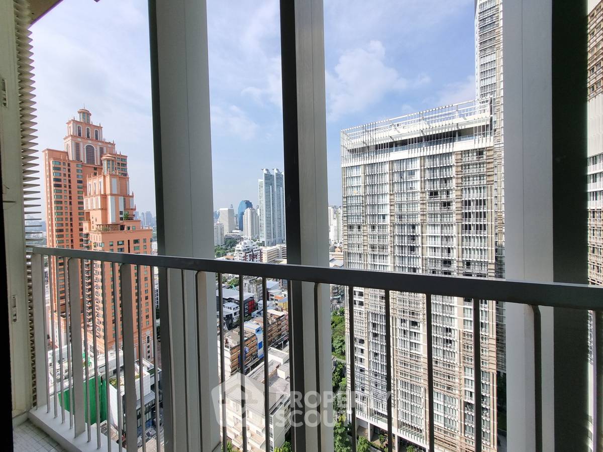 picture Studio Condo at Park Origin Phrom Phong near BTS Phrom Phong (ID 2453776) - 12/17