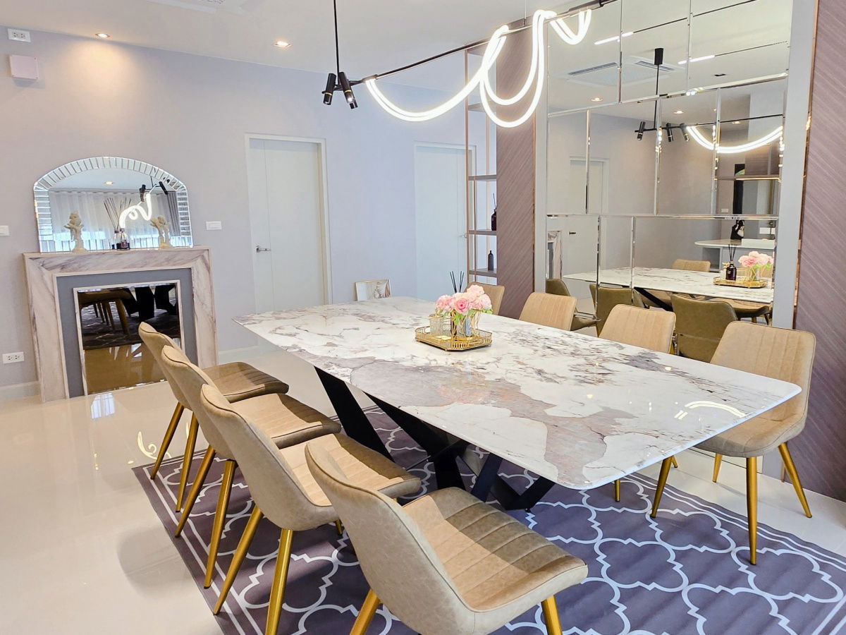 picture [For Rent] Centro Bangna | 4 bedroom 5 bathroom Fully furnished  - 1/10