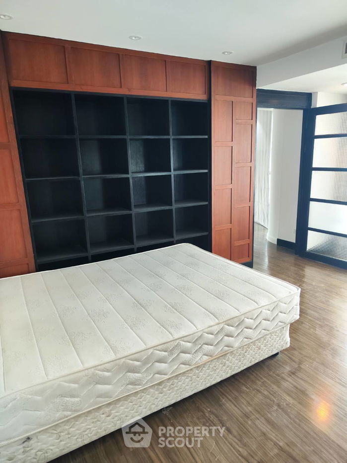 รูป คอนโด 2-ห้องนอน ที่ ณุศา สเตท ทาวเวอร์ คอนโดมิเนียม ใกล้ BTS สะพานตากสิน (ID 2453779) - รูปที่ 2/20