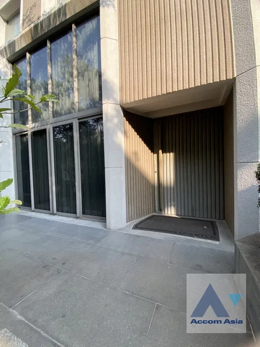 picture 🔼🔽 AccomA 📩 4 BR House @Quarter 39 (AA22105) - 12/13