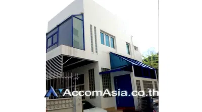 เช่าบ้านเดี่ยว เขตวัฒนา : 🔼🔽 AccomA 📩 Home Office 3 BR House in Khlong Tan Nuea (13001878)