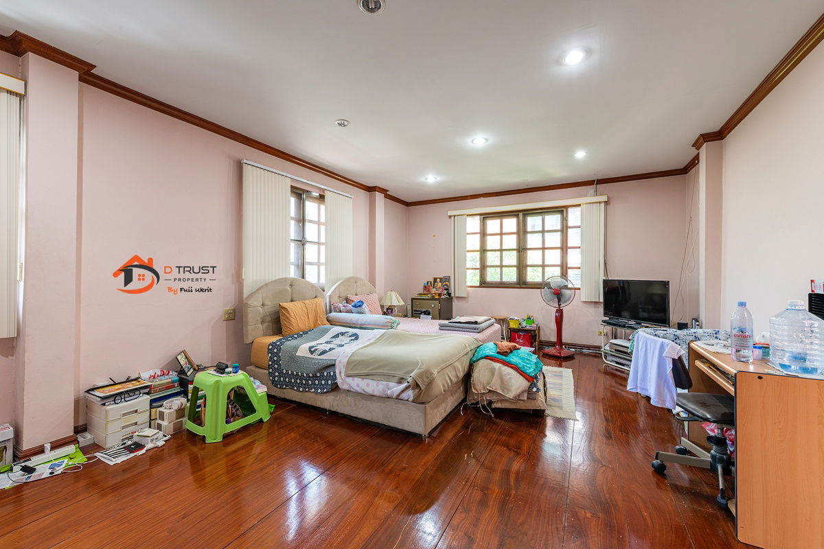 รูป ขาย บ้านเดี่ยว 126 ตร.ว. อุดมสุข 43 ใกล้ MRT ศรีอุดม ใกล้ตลาด ราคาไม่เเพง - รูปที่ 13/14