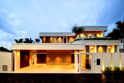 บ้านเดี่ยว หนองปรือ ชลบุรี : ขาย บ้านเดี่ยว pool villa ชาริน พัทยา พื้นที่ใช้สอย 559 ตรม เนื้อที่ 1 งาน 5.5 ตรว