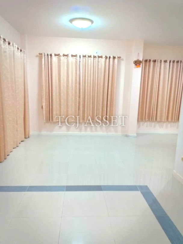 picture House for sale : Detached house in Rasika Theparak Village, Tamru-Bang Phli Road, Phraeksa Mai. - 13/15