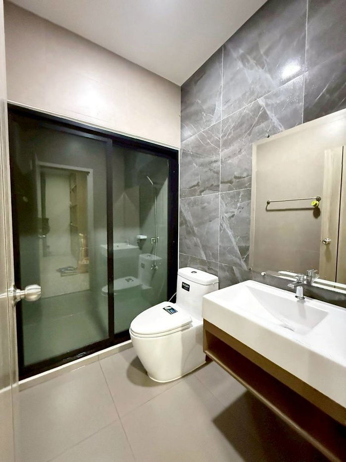 รูป ให้เช่าบ้านแฝด ม.มณีรินทร์ไพรเวทซี่ หนองขาม ศรีราชา - รูปที่ 11/18