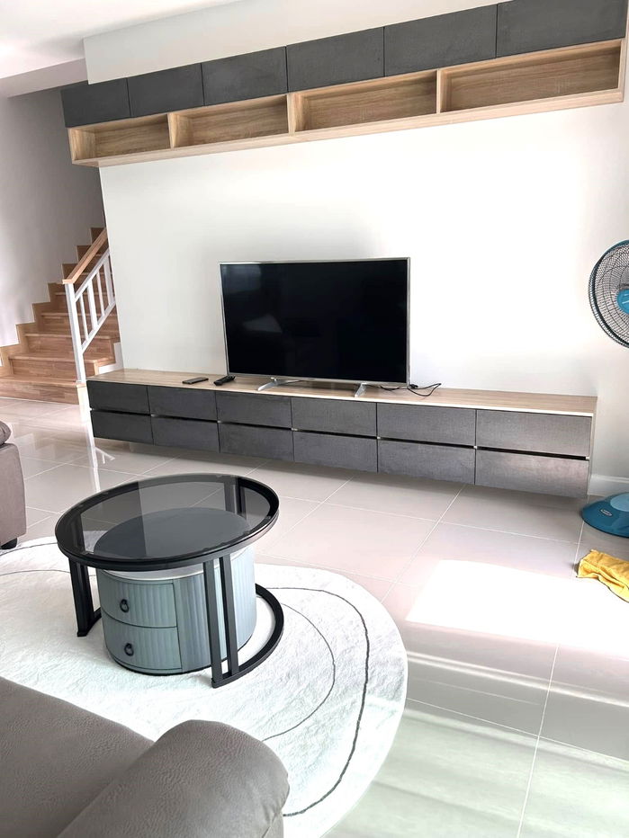 picture Two storey house for rent with 3 bedrooms,3 toilets and 1 kitchen. - 4/17