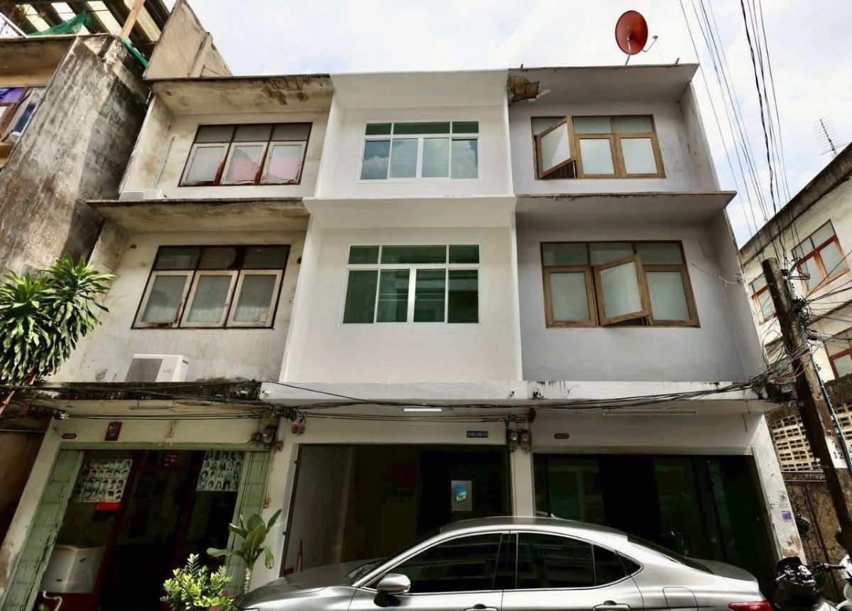 picture LTH13631 – Townhouse/Commercial Building for Rent | 180 sqm | 3 Studio 3 Baths | 40K/Month | 4-Storey with Rooftop | Near BTS Saint Louis | - 8/8