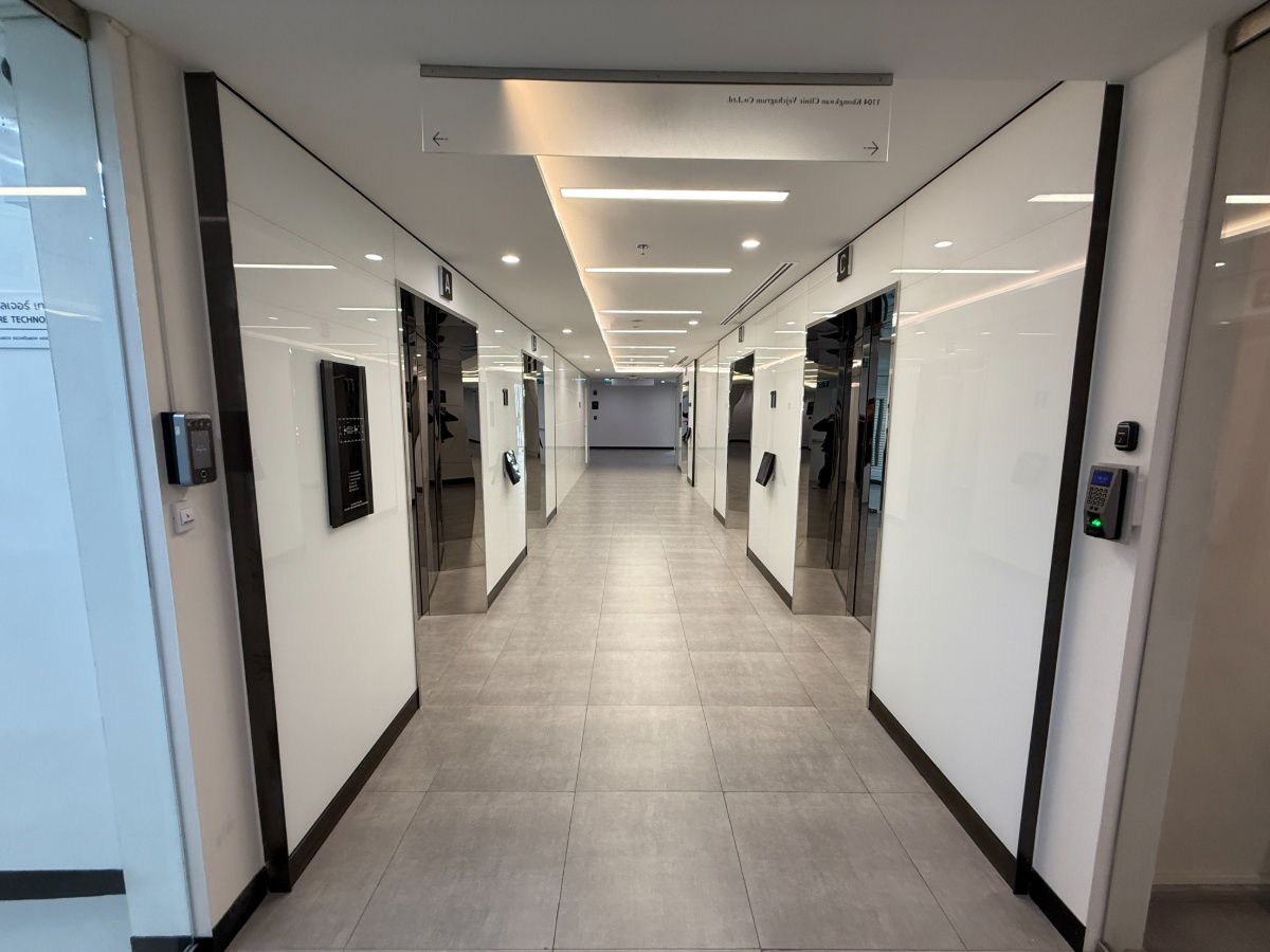 picture Luxury Office for Rent in a Prime Location, Heart of the City (SKYY9 CENTRE – Rama 9) - 3/14