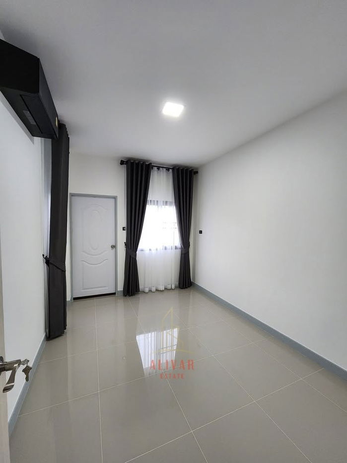picture RH112625 2-story detached house for rent on Sukhumvit 113, Soi Dan Samrong 14, near MRT Sri Dan and BTS Samrong. - 6/17