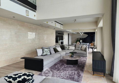 คอนโด 4-ห้องนอน ที่ เดอะ เม็ท สาทร ใกล้ BTS ช่องนนทรี (ID 2452509)