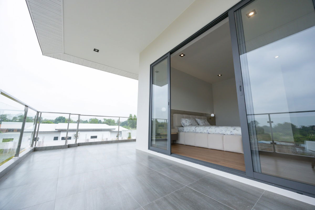 picture For sale Luxury Pool villa Pattaya at Maprachan Lake, Fully furnished, Peaceful location - 16/29