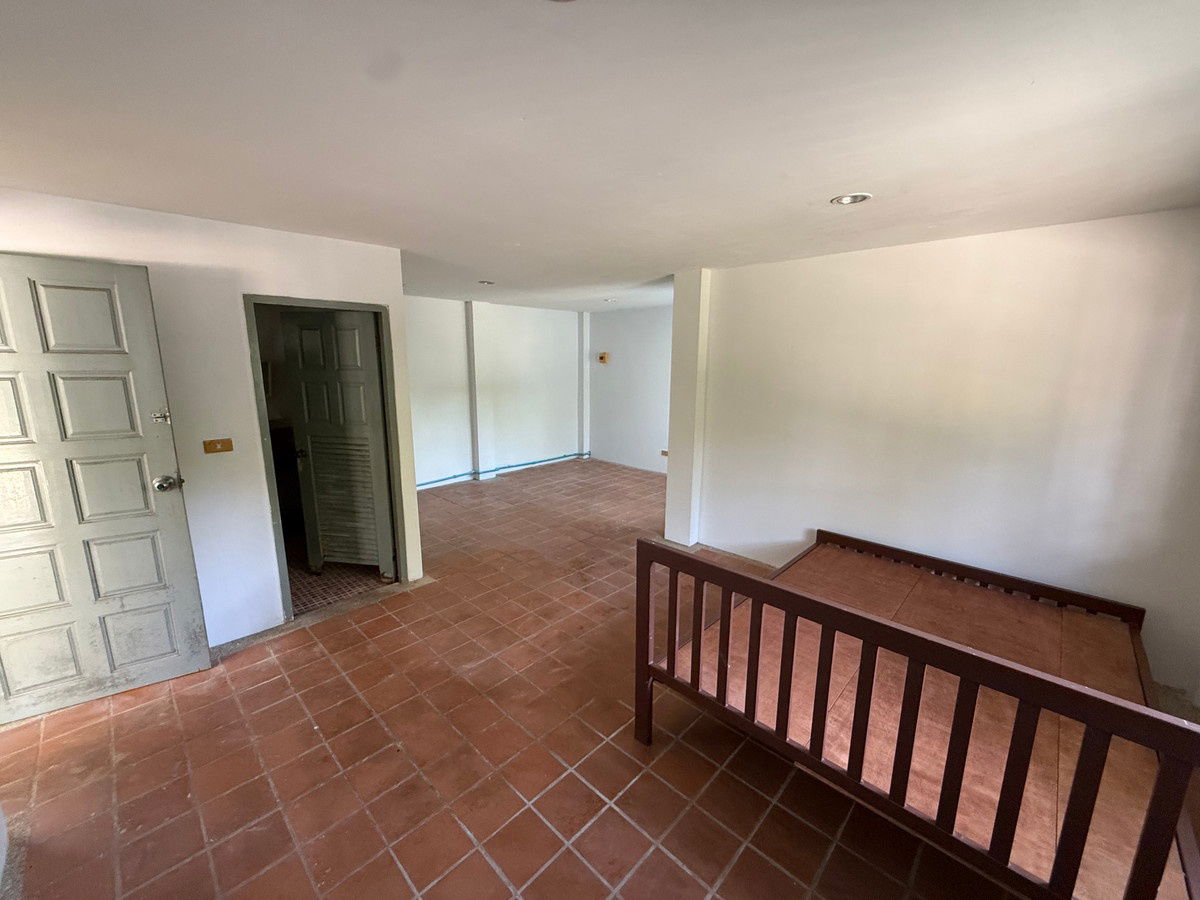 รูป 🏡 ให้เช่าบ้านเดี่ยว 3 ชั้น — หมู่บ้านนวธานี  ✨ บ้านใหญ่ ร่มรื่น เงียบสงบ เป็นส่วนตัว บรรยากาศดีสุดในย่านนี้  ปรับปรุงใหม่ พร้อมเข้าอยู่! - รูปที่ 9/20